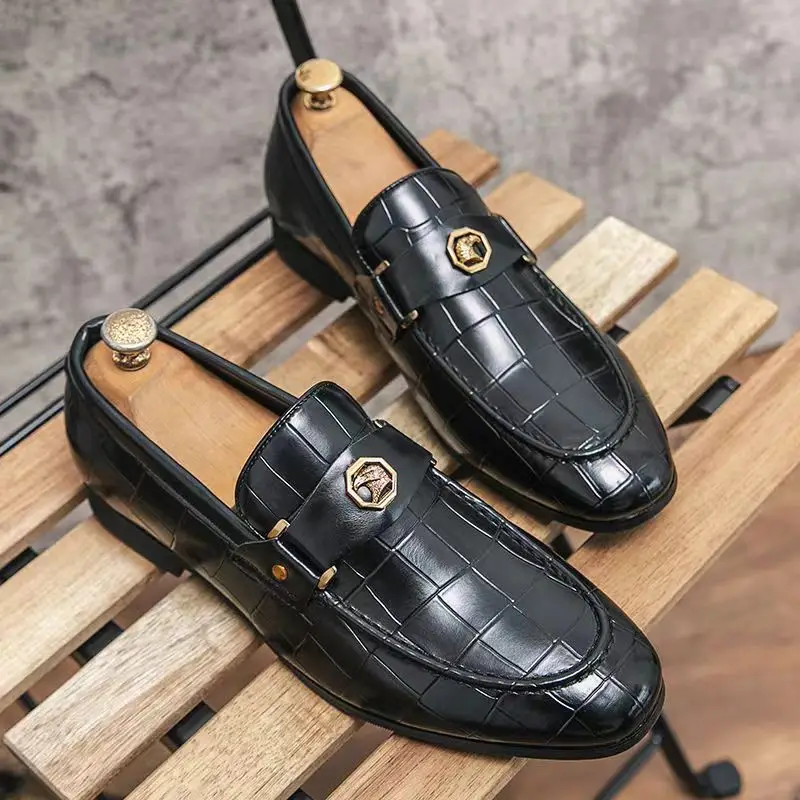 

Новые Классические кожаные туфли с крокодиловым узором для ночного клуба, деловые повседневные мужские туфли, модная обувь для парикмахеров
