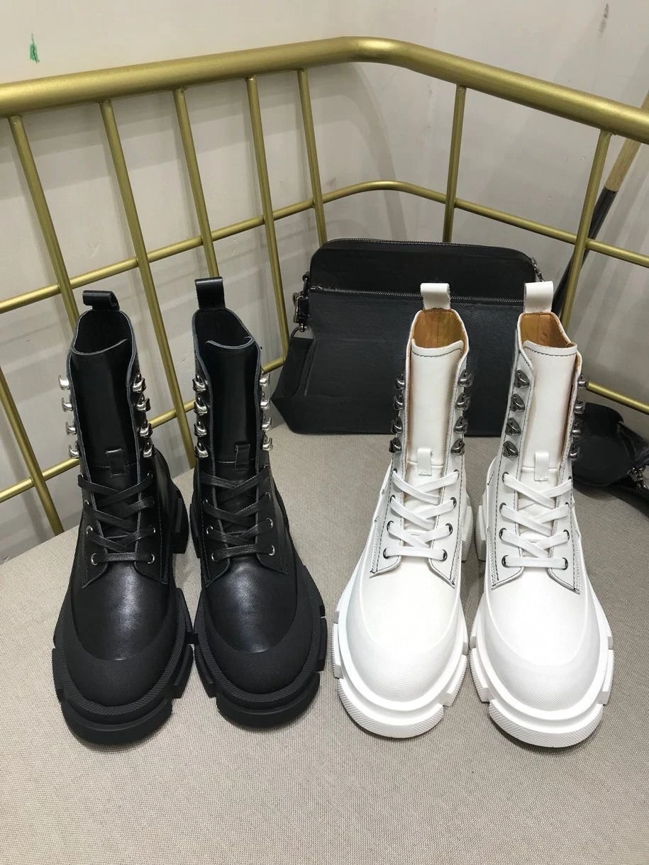 

2023 Women's Leather Boots | Genuine Cowhide Material | Size 35-40 | Stylish and Comfortable