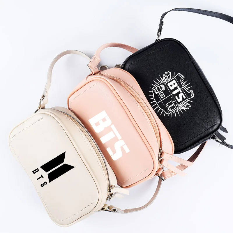 

Модная женская сумка FhBtsBaby Bt21, маленький рюкзак, окружающая сумка через плечо, сумка-мессенджер, милая маленькая квадратная сумка из искусст...