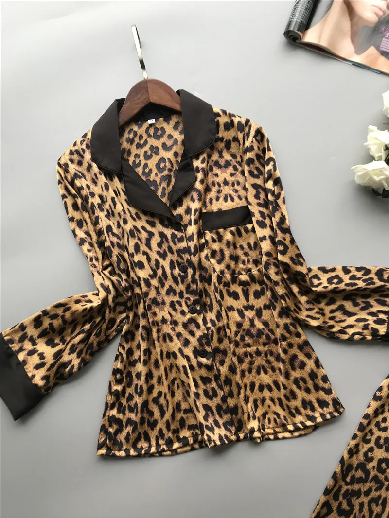 Women's sense of fashion pajamas spring new long sleeve female ice silk fashion leopard grain sexy pajamas
