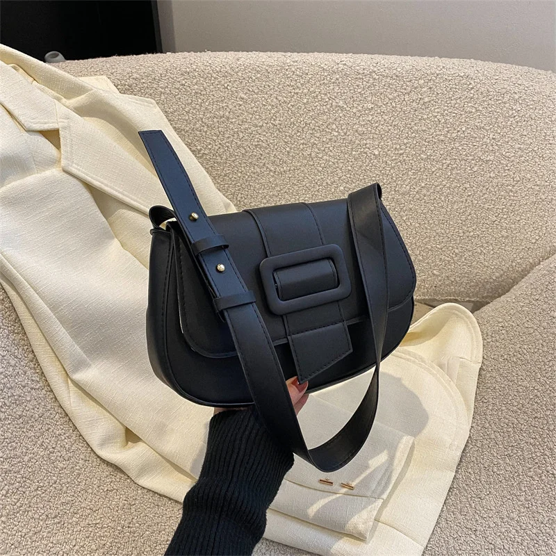 

Модная брендовая женская маленькая сумка через плечо, легкий мессенджер из искусственной кожи с клапаном, летняя дорожная Сумочка для женщ...