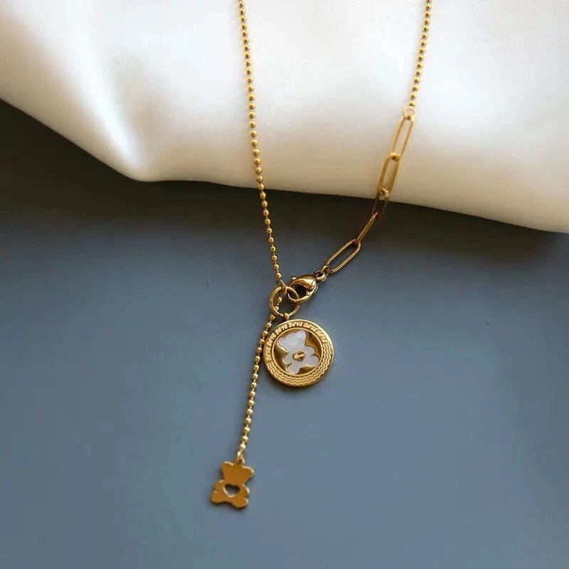 

New Fashion Titanium Steel Hip Hop Rock Little Bear Lady Pendant Necklace Temperament And Contracted Girls Party Jewelry Gifts