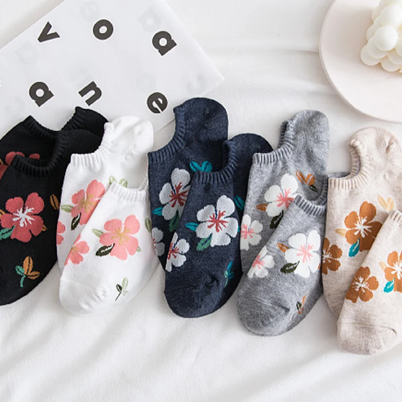 Рисунок 5 - Летние новые женские носки Симпатичные