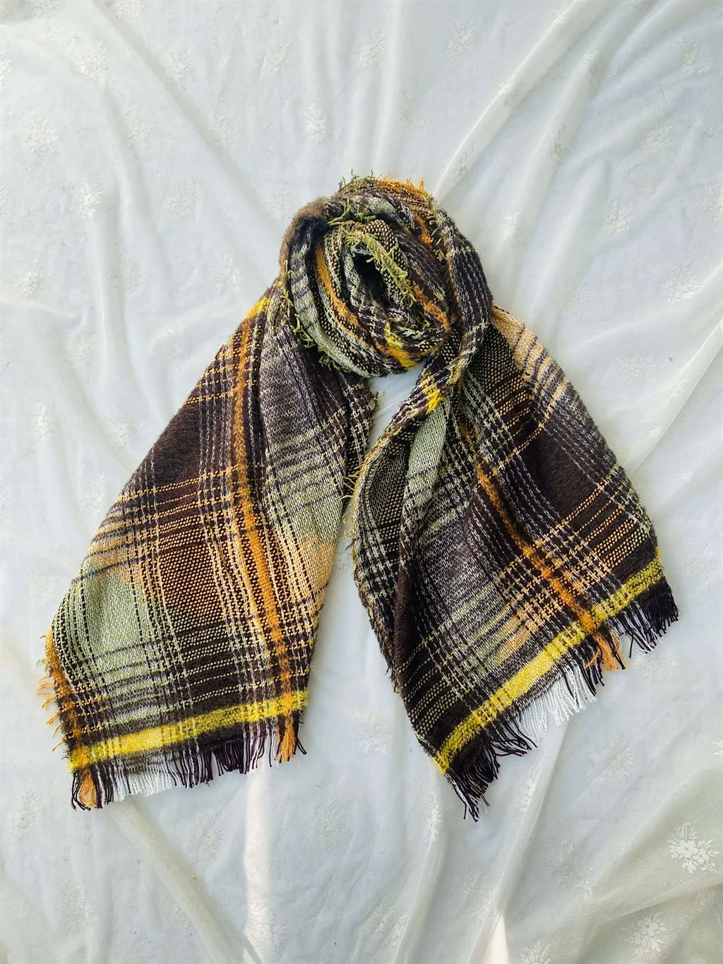

Retrobird Scarf - Shawl Colored