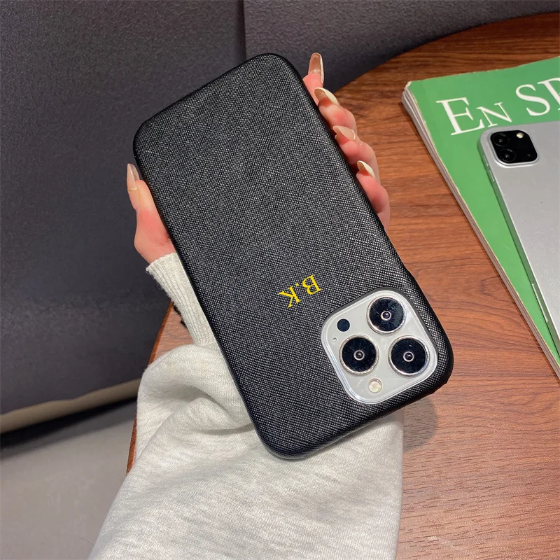 

Luxury Personalized Customize Letter Leather Case For iPhone 12 13 Pro XS Max X XR 7 8 Plus 11pro Business Hard Back Cover