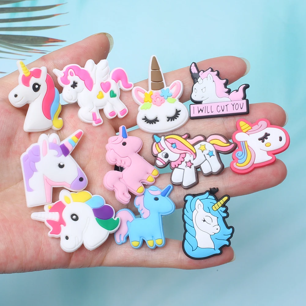 

Novelty Single Sale 1pc PVC Game Shoe Charms Shoe Accessories Shoe Decoration for Croc JIBZ/ Wristbands Kids Party Xmas Hot Sale