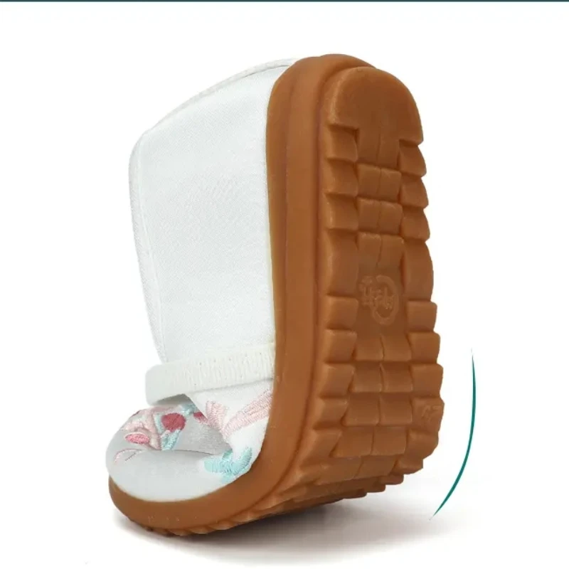 Винтажные холщовые туфли с вышивкой на плоской подошве для народных танцев