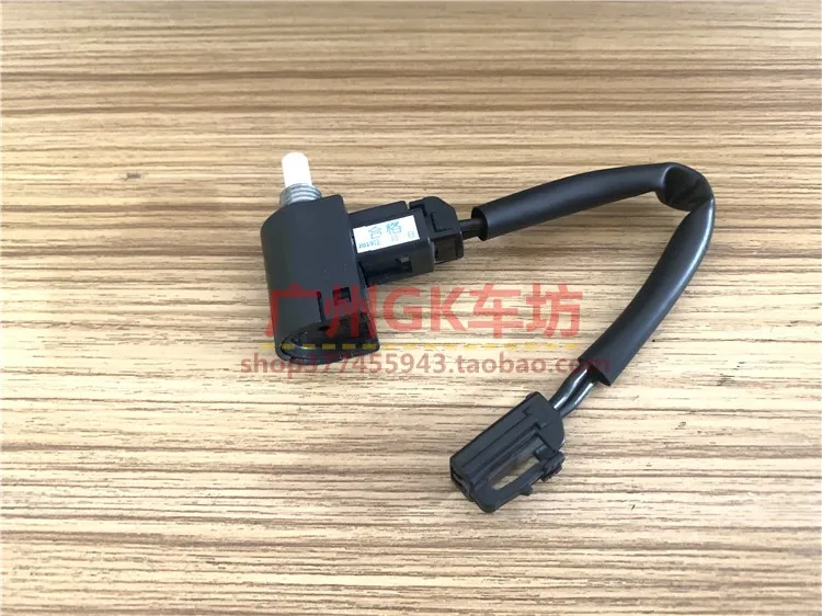 

Педальный датчик сцепления для Toyota Vios Yaris Corolla levin RAV4 Corolla