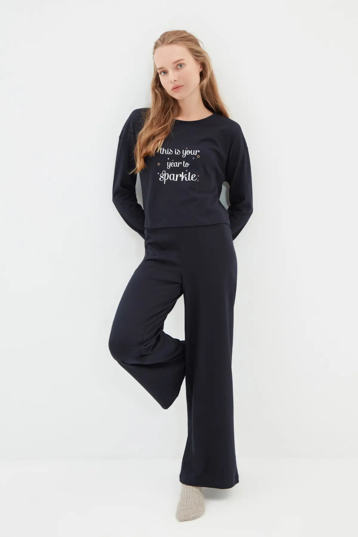 

Trendyol Navy Slogan Printed Knitted Pajamas Set THMAW22PT1201