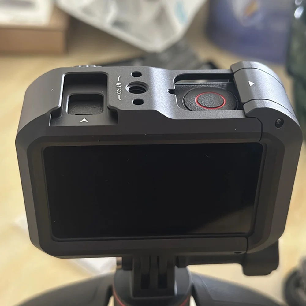 Фото Кейдж SmallRig OSMO Action 6 для DJI OSMO Action 6 Advanced Edition с силиконовой защитой объектива, ремешком на запястье и креплением Cold Shoe 5887 №1
