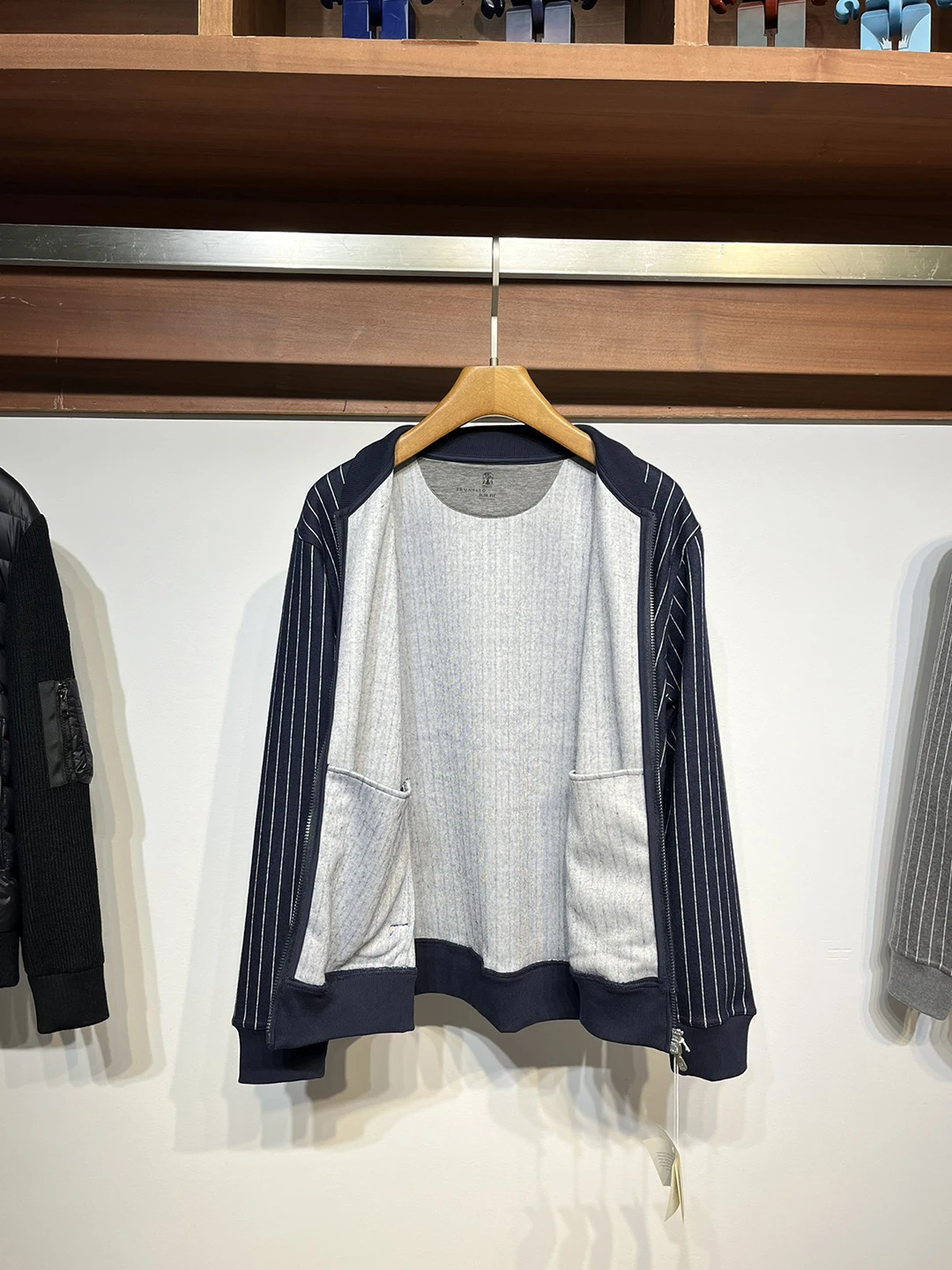 Мужская хлопковая куртка в полоску на молнии