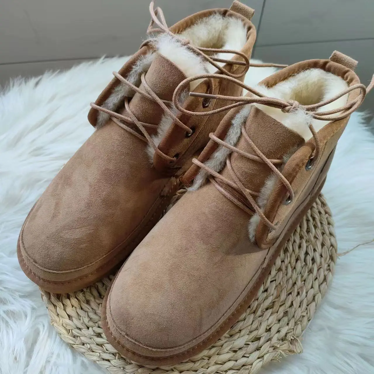 Женские зимние ботинки из натуральной овечьей кожи до щиколотки