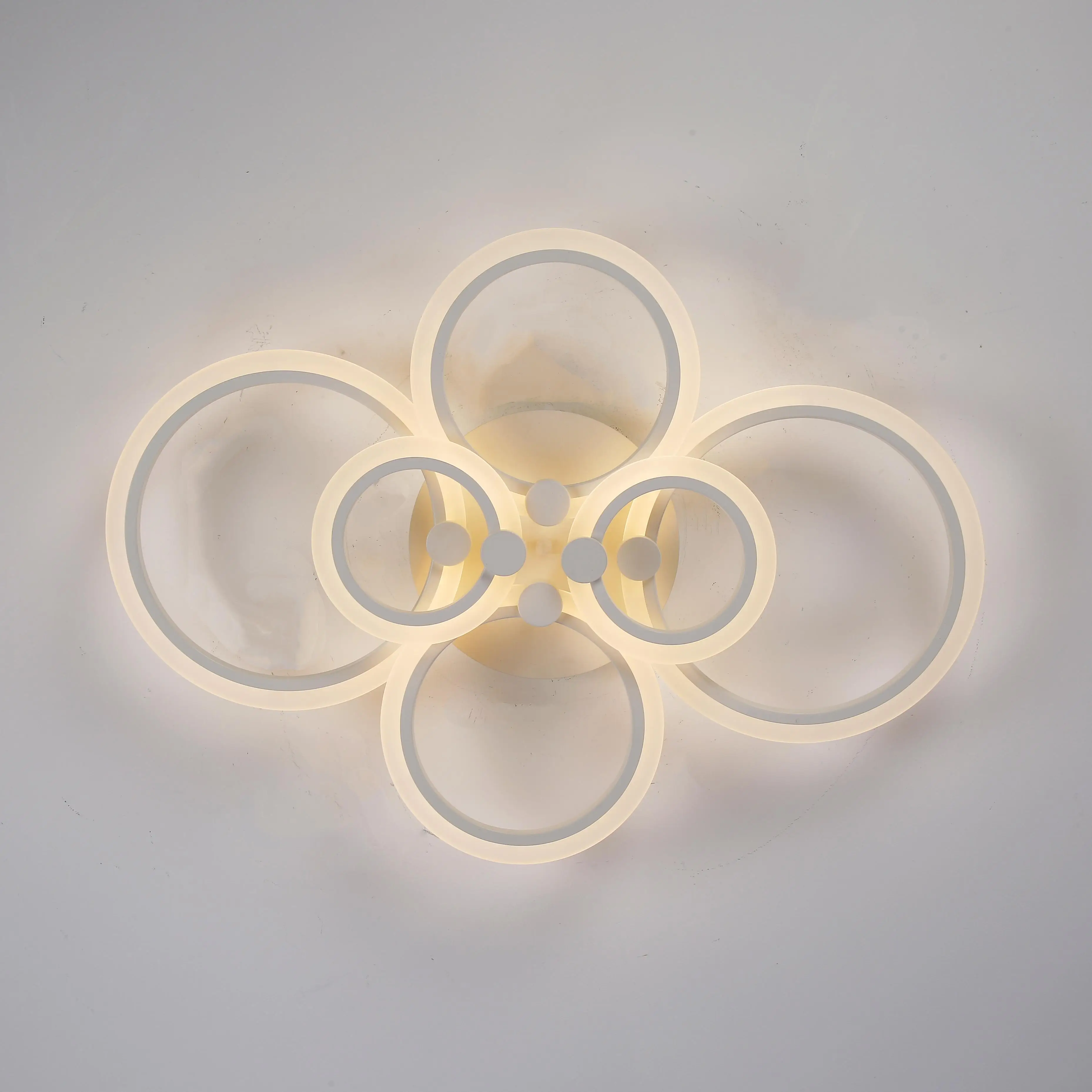 

Modern LED Ceiling Lights Indoor Lamp Six Rings Chandelier Stepless Dimming with Remote Control For Bedroom Living Room