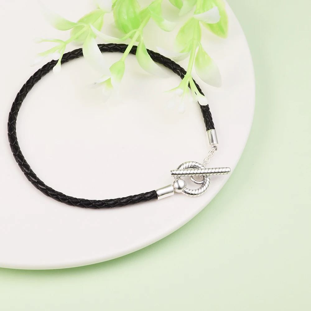 Женский плетеный браслет из серебра 925 пробы с бусинами-шармами | Украшения и