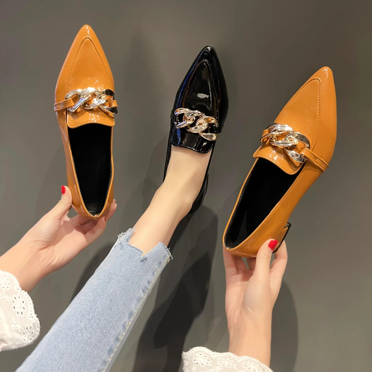 Spring New deep-mouth Korean version of a foot loafers metal buckle thick heels, casual women's small leather shoes
