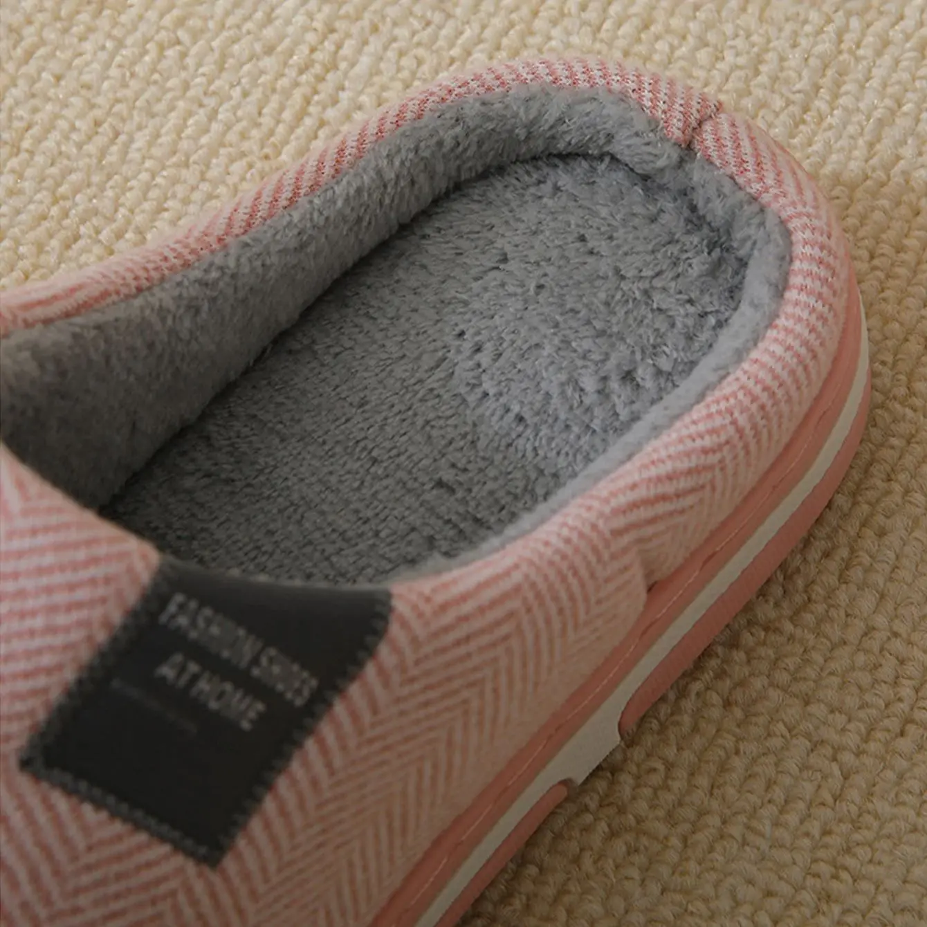 Женские хлопковые тапочки розовые зимние теплые домашние нескользящие шлепанцы