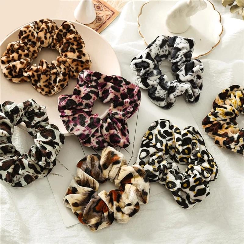 

Hot Sale Leopard Velvet Scrunchies Hair Accessories For Women Girl Elastic Hair Ring Hair tie Ponytail Holder Rubber Hair Band