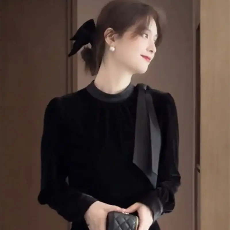 Женская бархатная рубашка с длинными рукавами и круглым вырезом