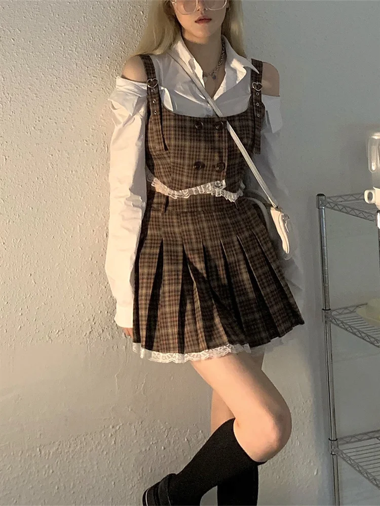 Женский костюм из двух предметов: майка и юбка укороченный топ в клетку