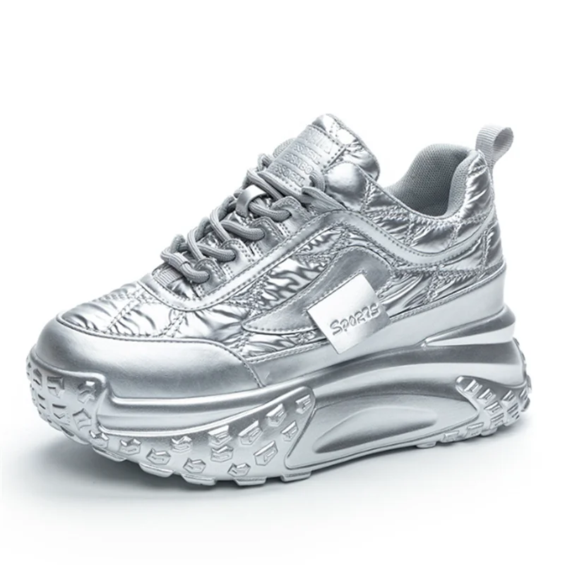 

Кроссовки женские кожаные на толстой подошве, высота 7 см, весна 2023