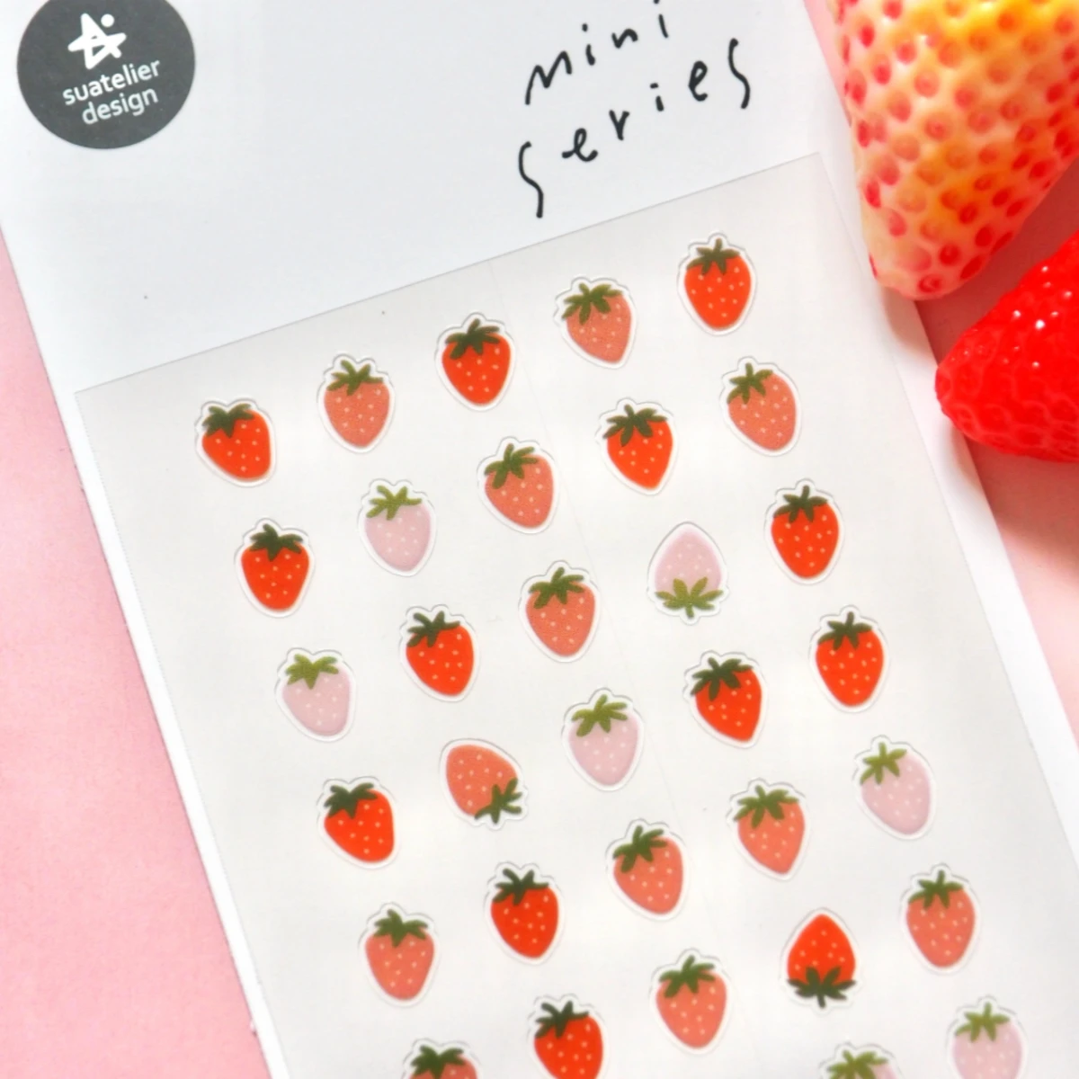 

Набор стикеров Suatelier с клубникой