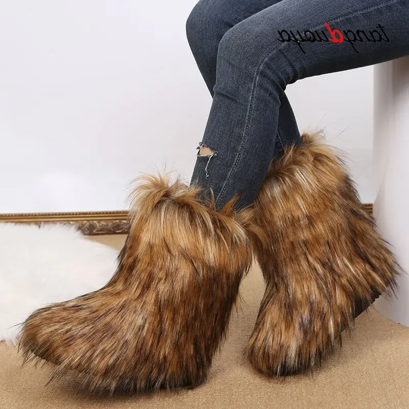 

Women's Winter Snow Boots Outdoor Luxury Furry Faux Fox Fur Boots Woman Plush Warm Platform Shoes New Fashion Bottes Big Size 43