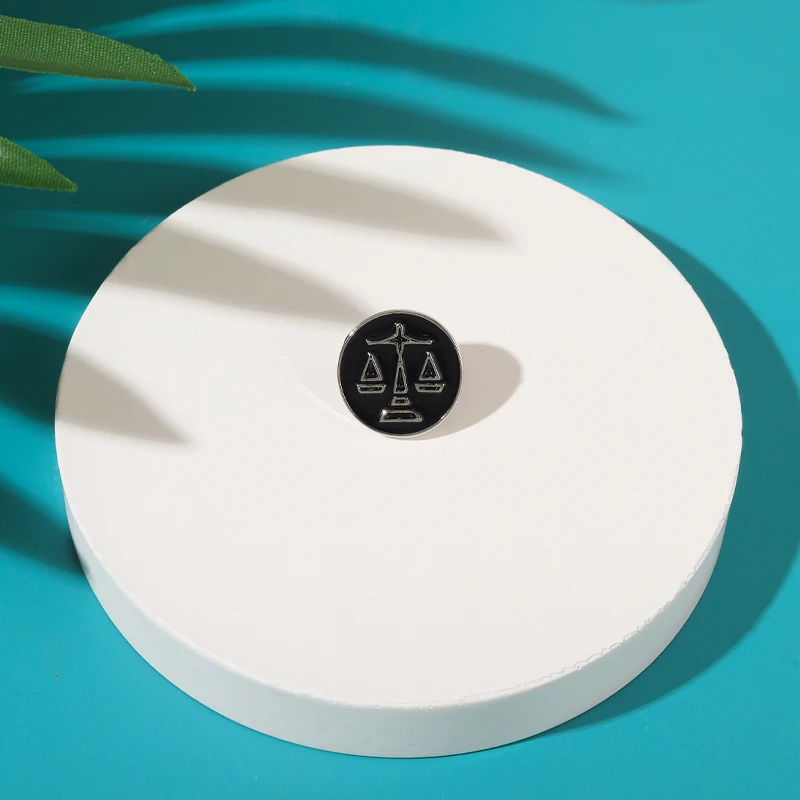 Геометрическая круглая эмалированная булавка Новая женская брошь в стиле ретро