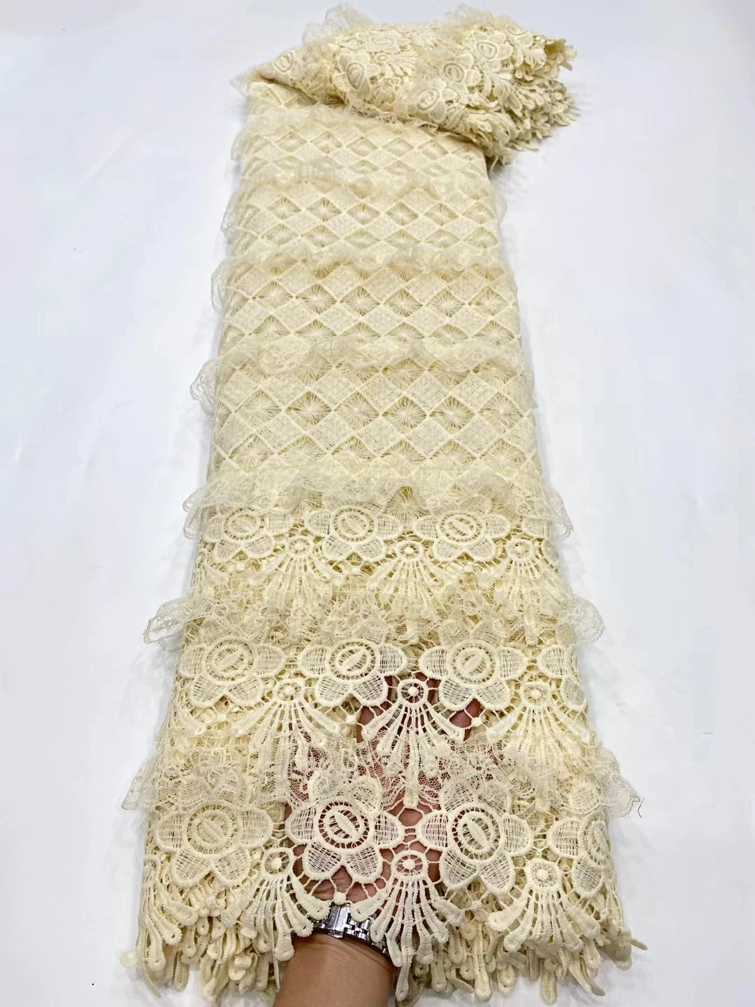 

2022 Tissu African Lace Fabric High Quality Fashion Nigerian Dresses For Women Guipure Fabric Lace Cord By The Yard JDPG14