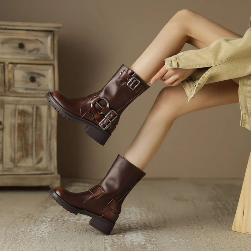 

Женские кожаные ботинки во французском стиле, рыцарские короткие ботинки в стиле ретро, с круглым носком и пряжкой на квадратном каблуке, весна-осень 2023