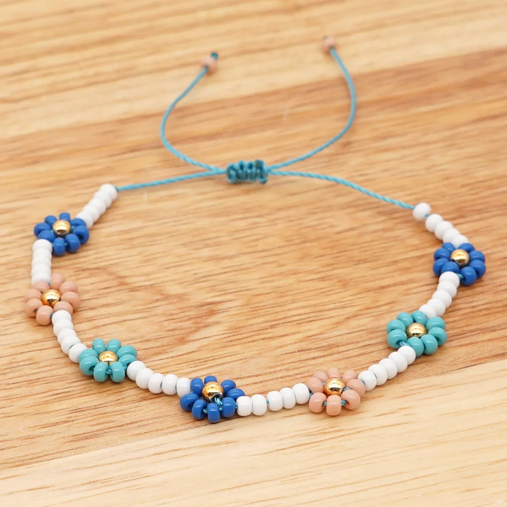 

Small Design European and American Individuality Colourful Bohemian Woven Beads Colourful Rice Beads Small Daisy Bracelet Female