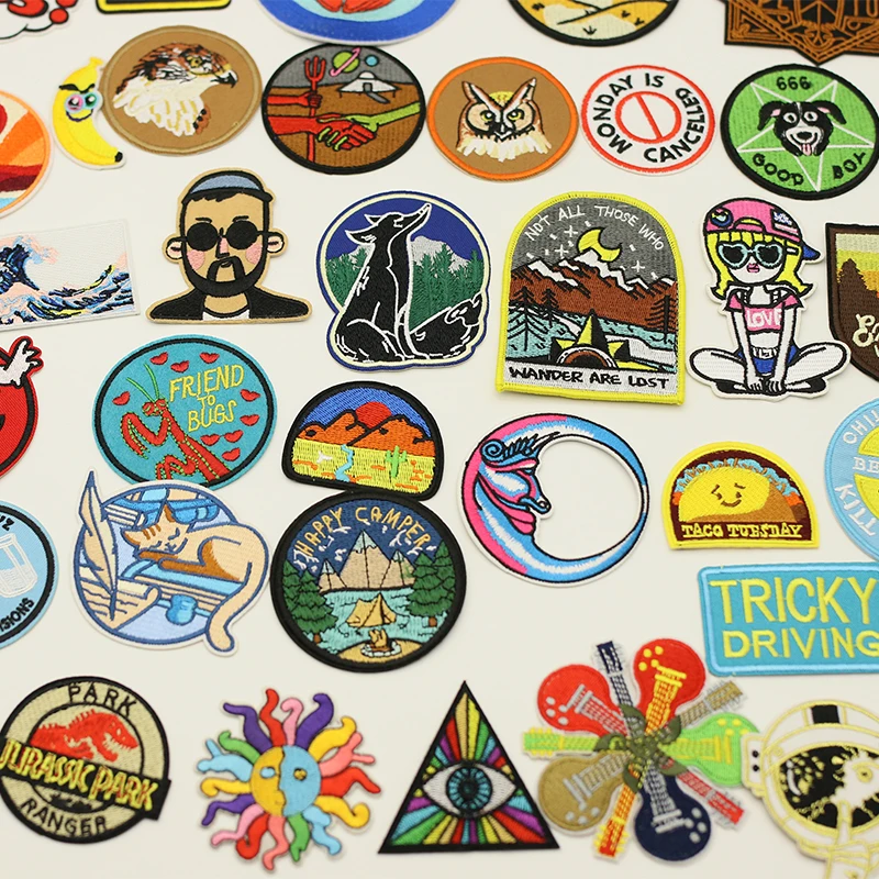 

Round Patch Anime Patches Embroidery on Clothes For Sewing Animal Cute Figure Iron Clothing Thermo Sticker Badges Embroidered