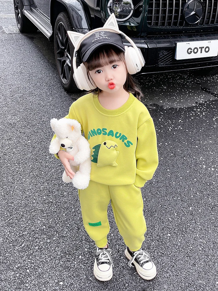 Повседневный комплект для маленьких девочек с мультипликационным принтом букв