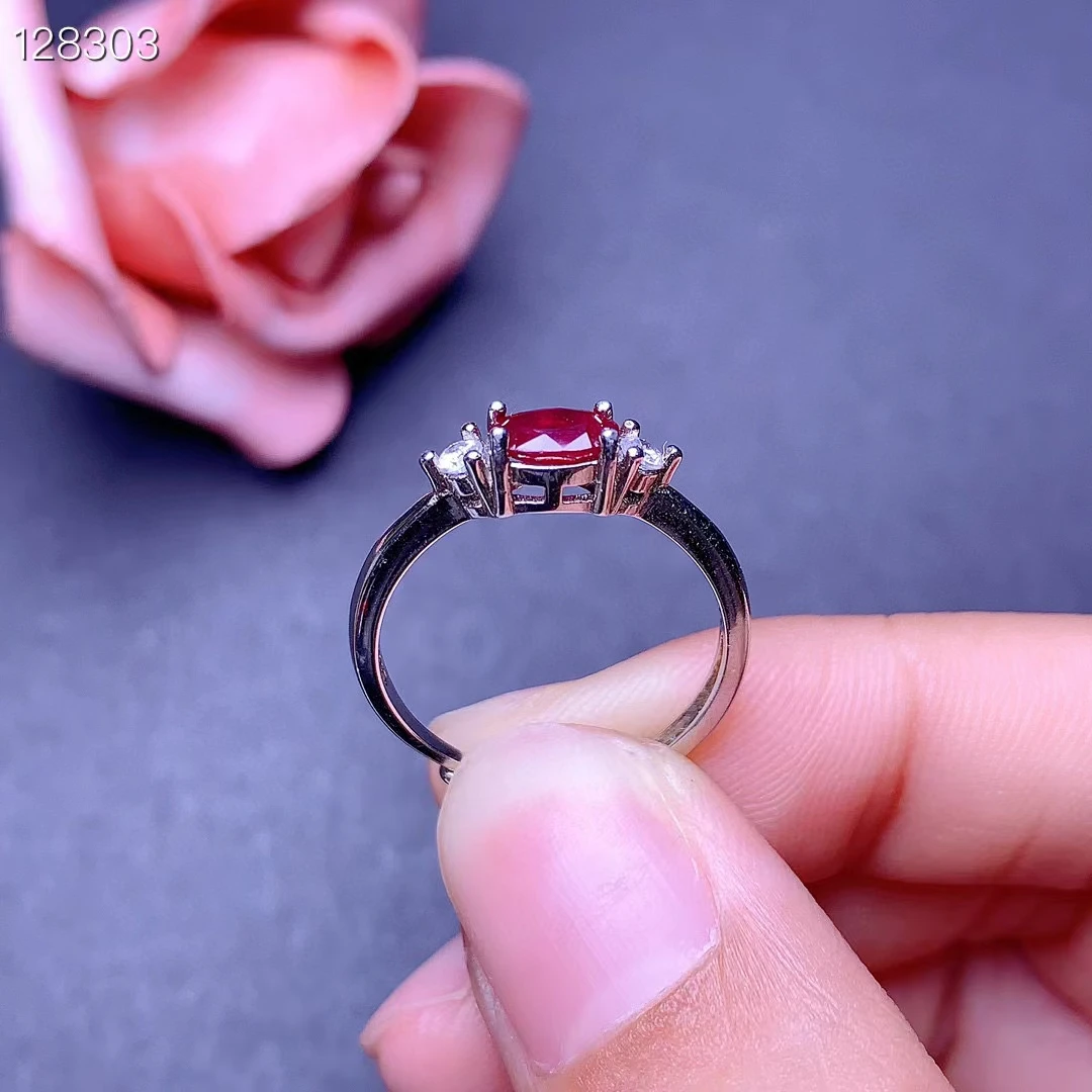 Ювелирные изделия из серебра 925 пробы с натуральным Рубином толщиной карат