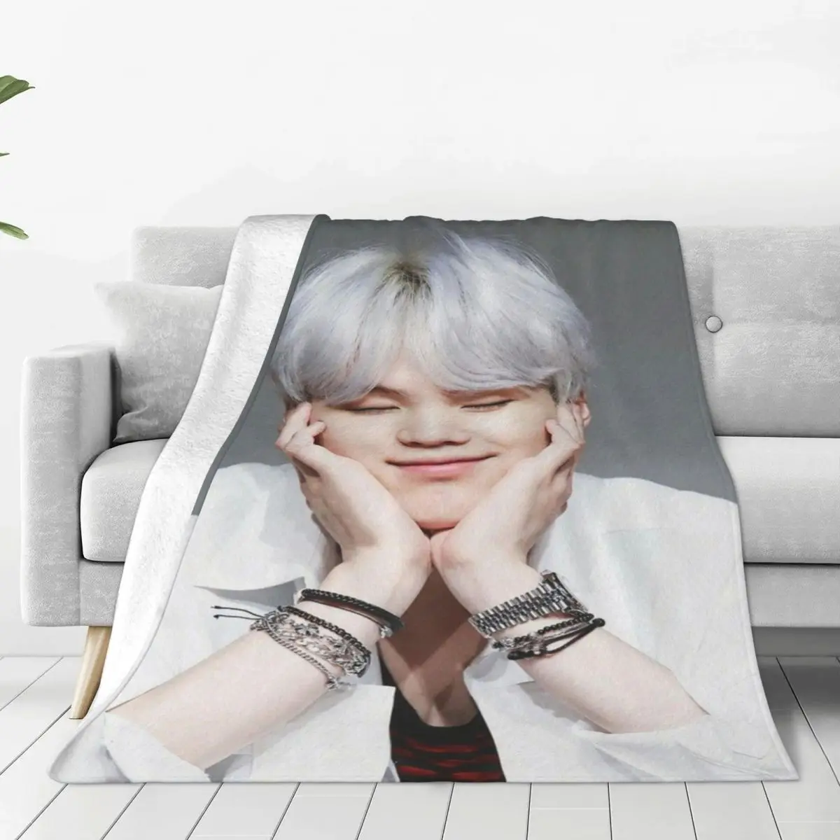 

Kpop Boys Min Yoongi Blanket Fleece Summer Suga Portable Lightweight Thin Throw Blanket for Bed Bedroom Bedspread