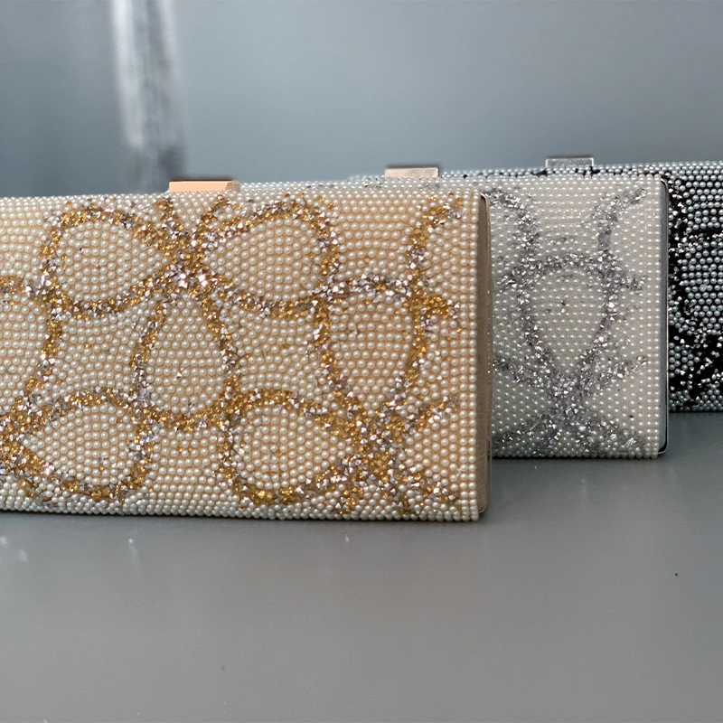 Y2K Women Fashion Handbag Lady Elegant Classic Clover Pattern Funky Metallic Wallets Chic Hasp Design Female Purse