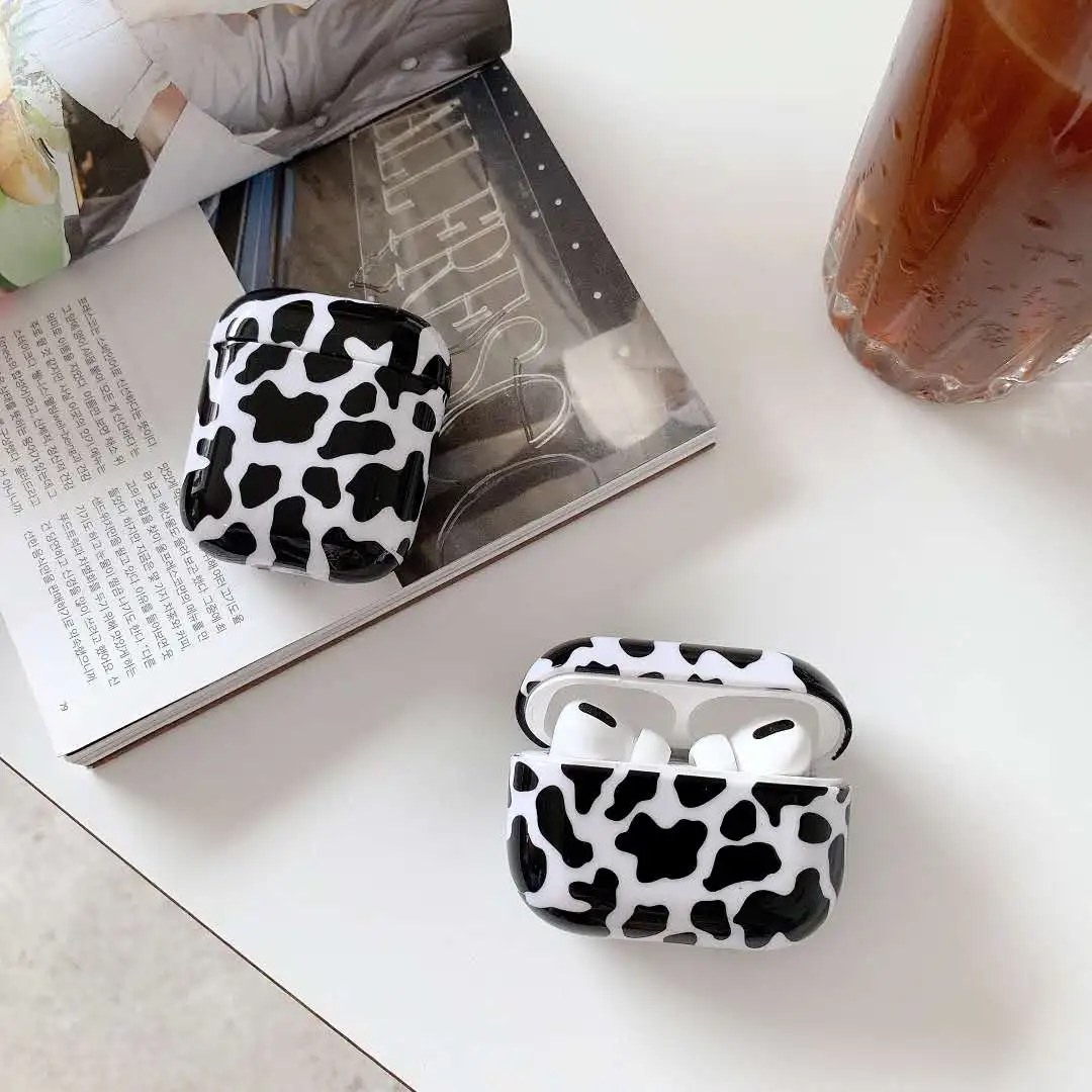 Чехол для Airpods Pro глянцевый твердый чехол с изображением милой коровы молочного