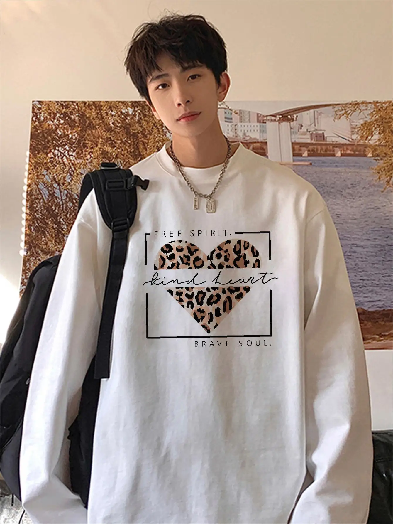 Футболка мужская оверсайз с леопардовым принтом модная тенниска из чистого