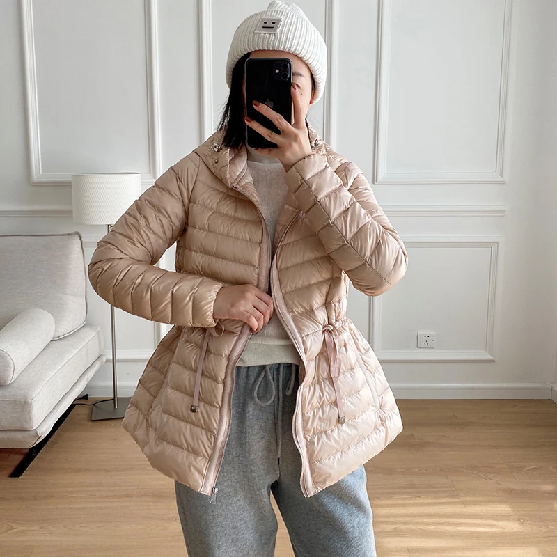 

Ultra-light Thin Down Jackets Women 2022 Autumn Winter Slim Short Hooded Warm White White Duck Down Coats Women Outerwear E102