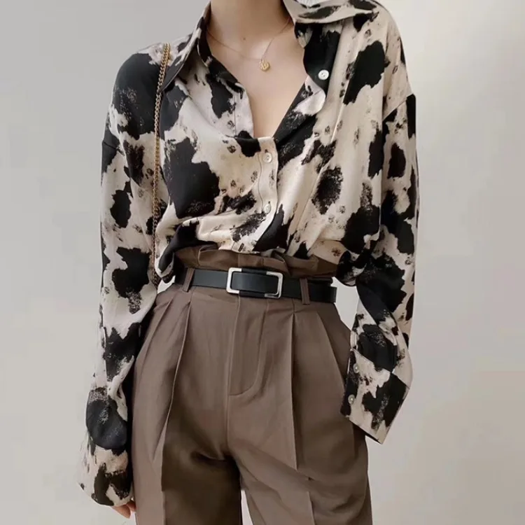 2021 new Korean retro  leopard print tie-dye long-sleeved shirt female design blouse Polyester  COTTON  vintage top