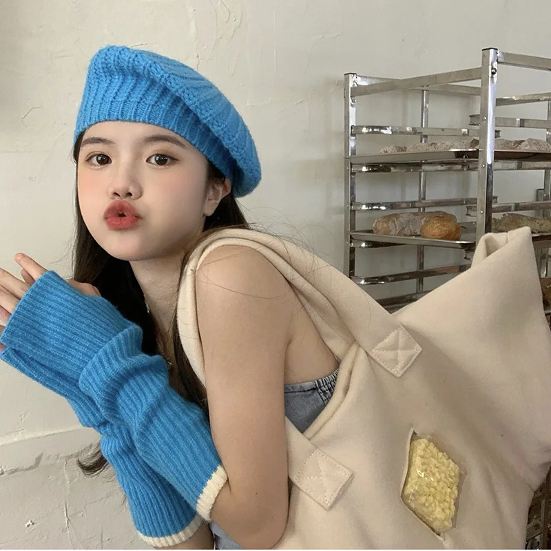 

Korean New Style Blue Knitted Berets Caps For Women Autumn and Winter Niche Cloud Hat Gorros Invierno Niña