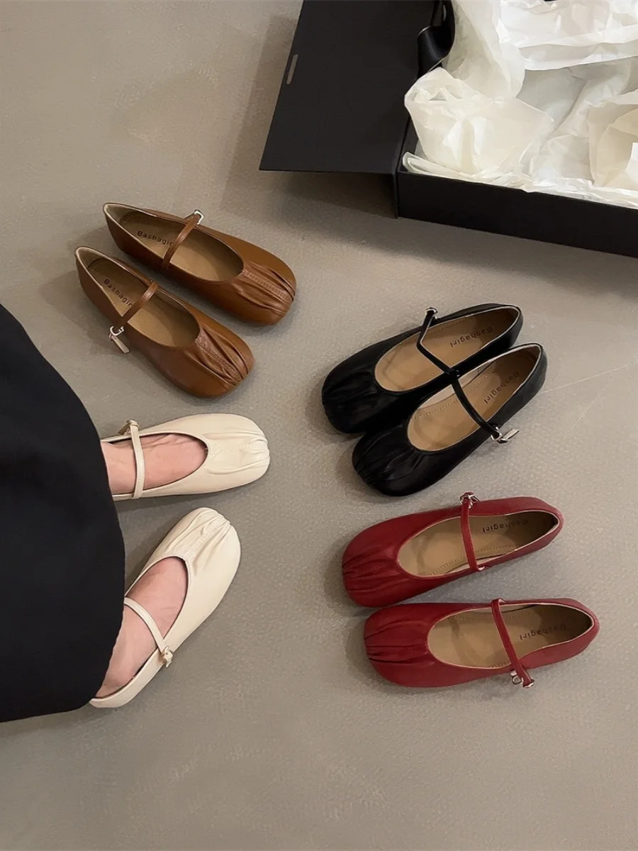 

Women Shoes Autumn Bow-Knot Casual Female Sneakers Flats Round Toe Soft Fall Butterfly Comfortable Dress Grandma New Moccasin Pl