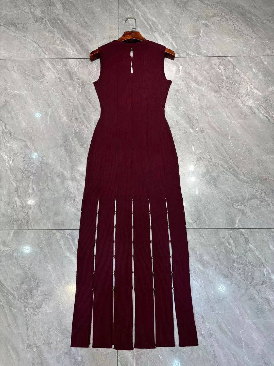 Женское ажурное платье с бахромой