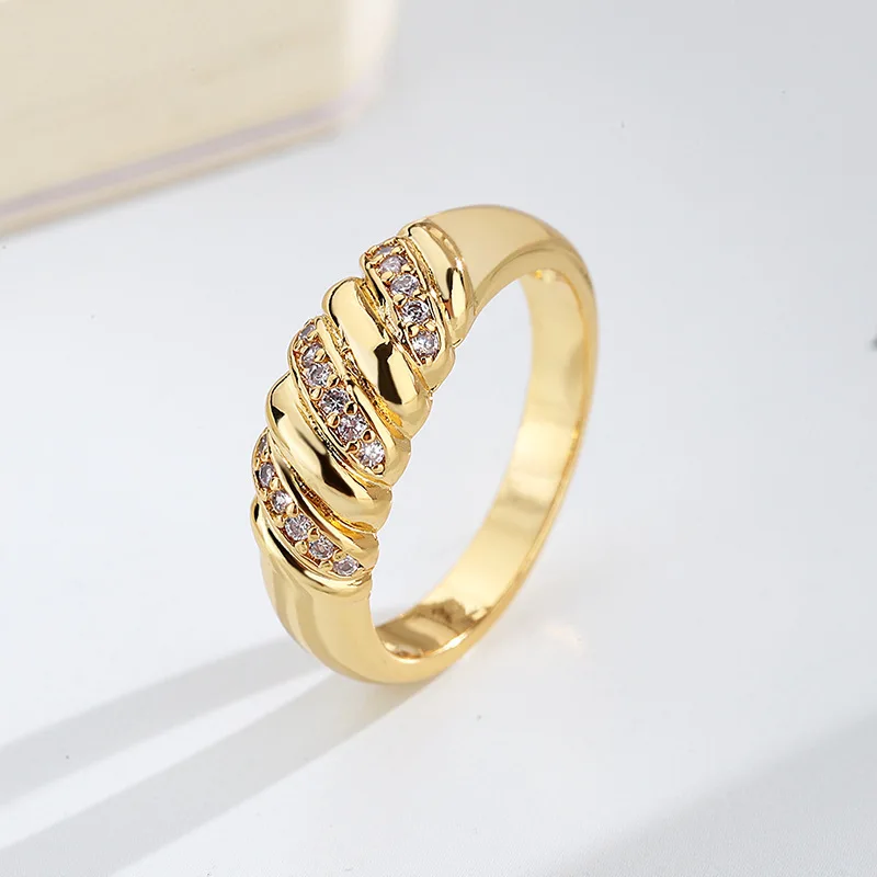 

High Quality Chunky Croissants Lady Ring Retro Gold Personality For Women Dome Rings Finger Accessories Fashion Jewelry