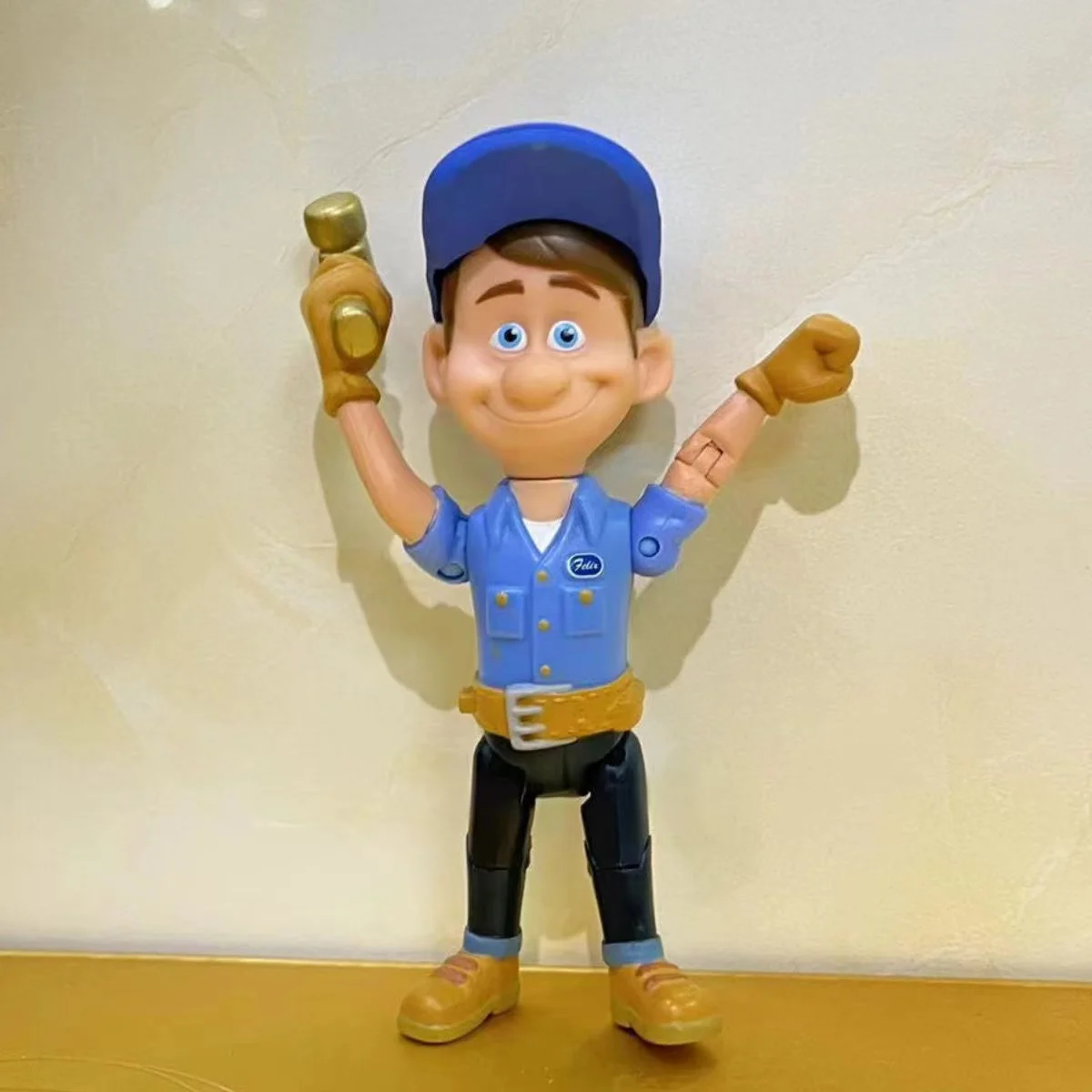 

Wreck-It Ralph Fixie Joe 12cm Figures Movable joint Model Vinyl Doll Collect Toys Family Decorations Children Toys Gifts