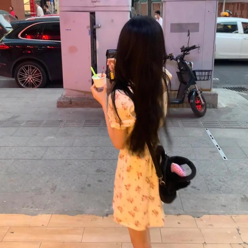 Платье женское летнее с квадратным вырезом и коротким рукавом - купить по