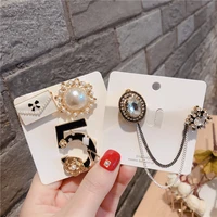 brand designer brooch pearl full rhinestone letter number 5 lucky pin buckle badge corsage accessories for women