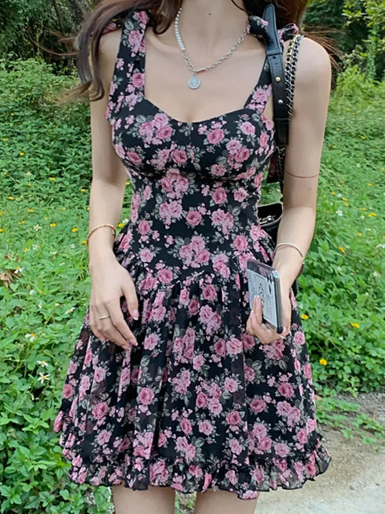 Женское летнее платье с цветочным принтом повседневное короткое подтяжками в