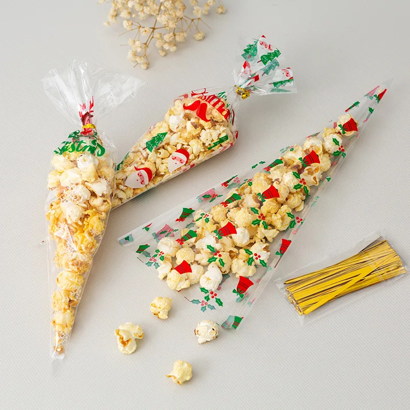 

100Pcs Triangle bag Christmas cream decoration bag Six printed candy gift triangle packaging bags