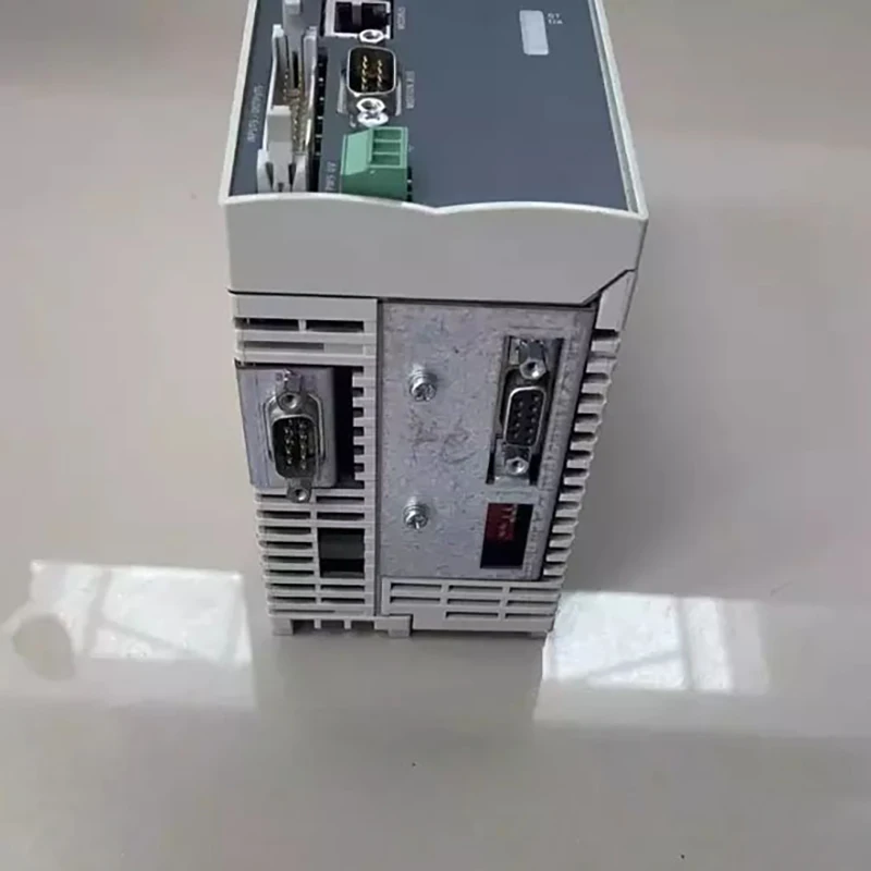 Фото Новый оригинальный сервопривод Schneider LMC20A1307 Lexium Motion - 24 В постоянного тока - 0,5 А №2