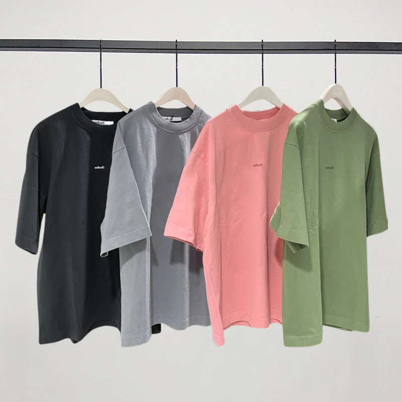 

22 Spring and Summer New Chest Letter Round Neck T-shirt Solid Color Loose Short Sleeve Men and Women Fashion